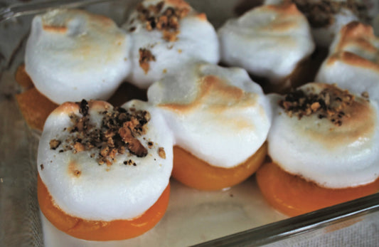 Raspberry Filled Meringue Peach Cups